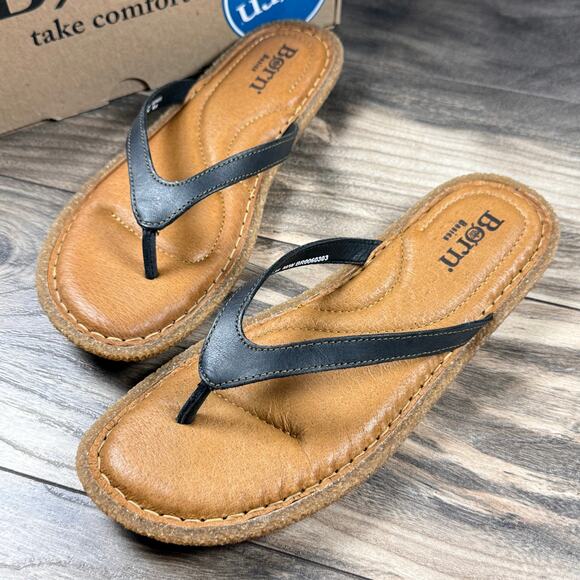NIB Born Basic Maite 7M Black Leather Flip Flops Comfort Flat Thong Sandals - Picture 2 of 11